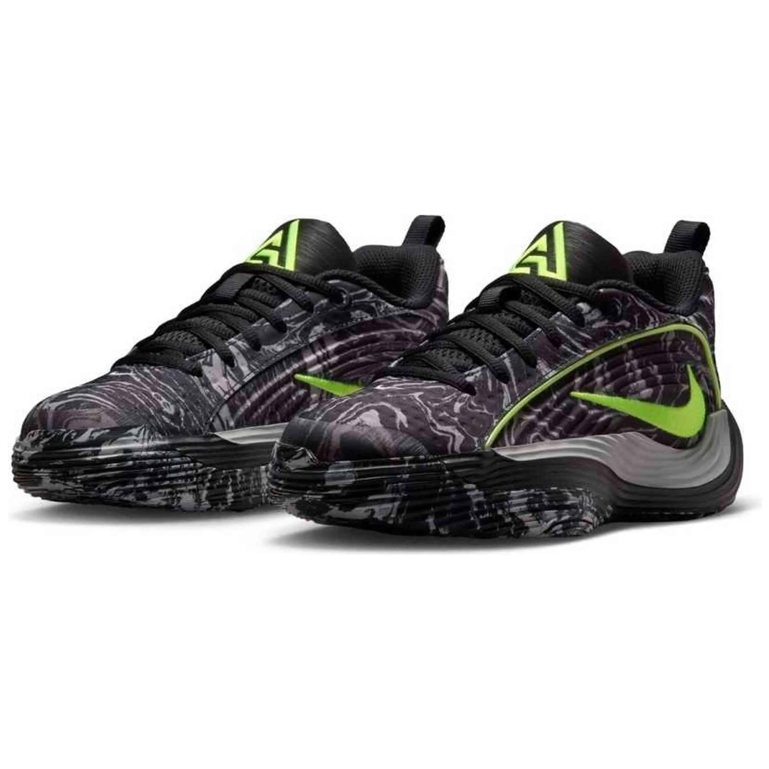NIKE picture
