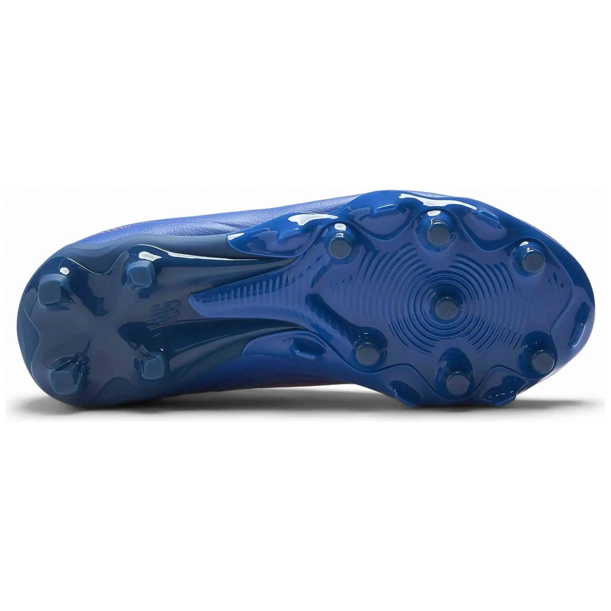 Chaussures de football New Balance modèle Tekela Team Low L pour unisexe enfants 5/5