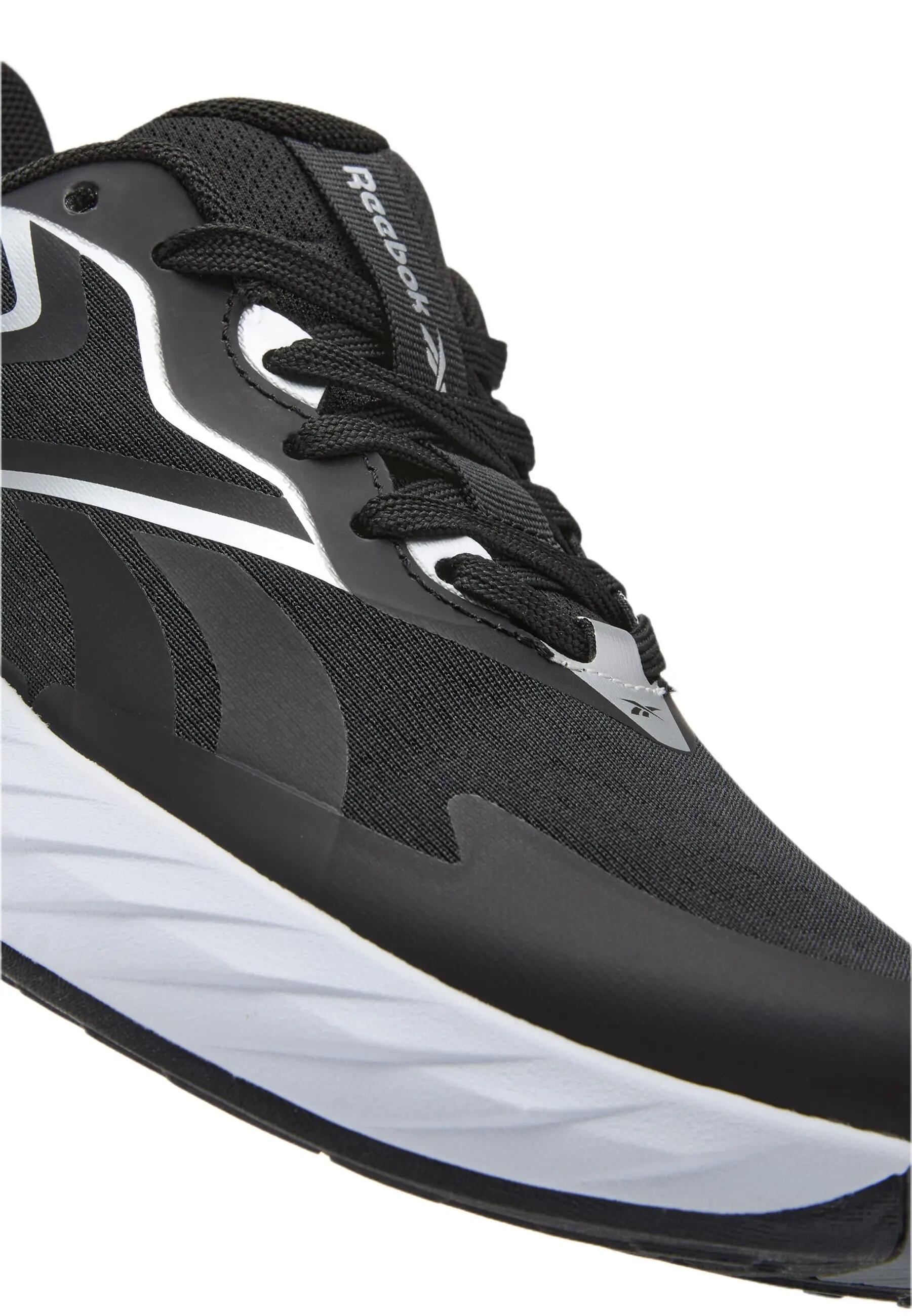 REEBOK Verse Black Shoes 7/8
