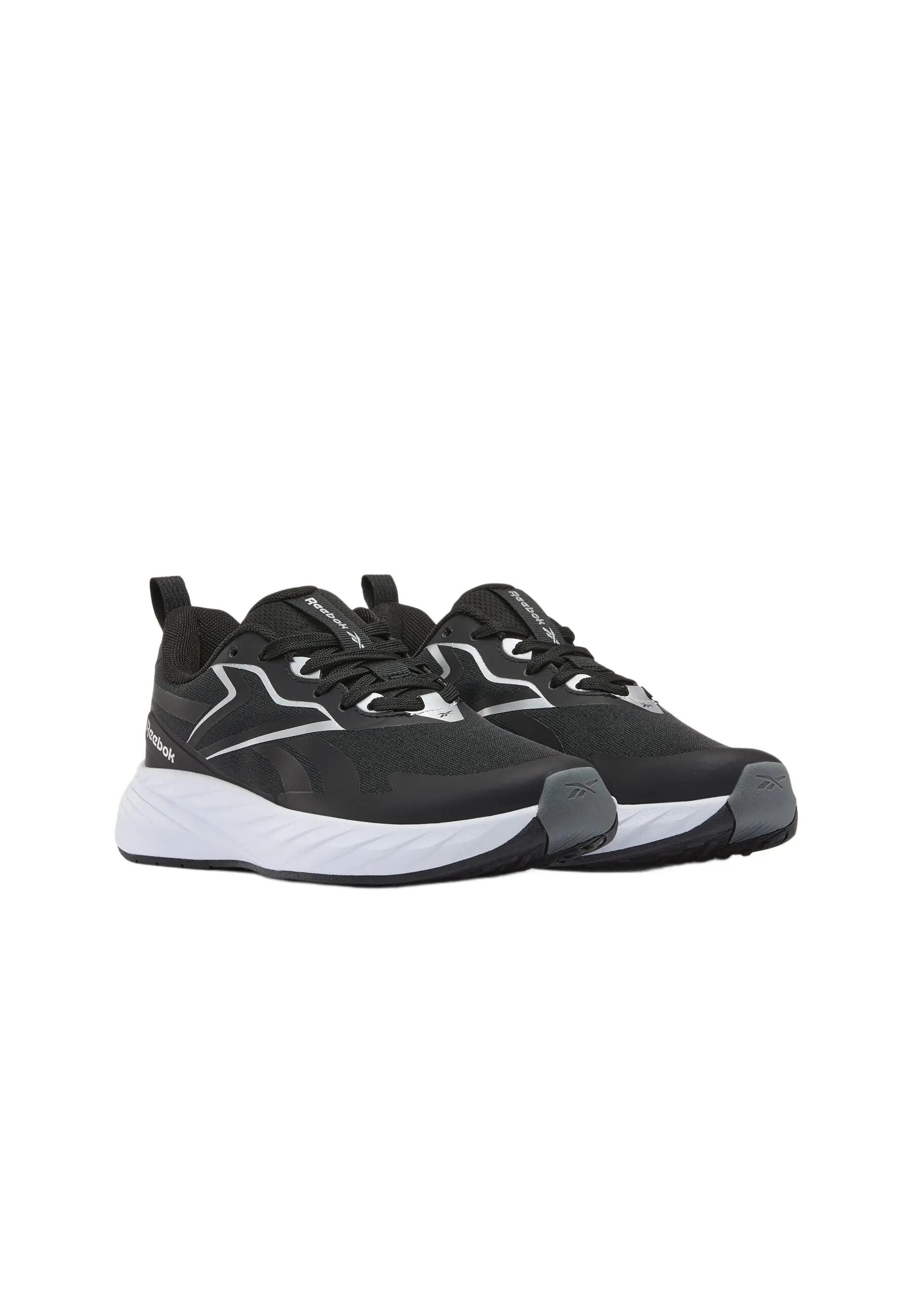 REEBOK Verse Black Shoes 3/8