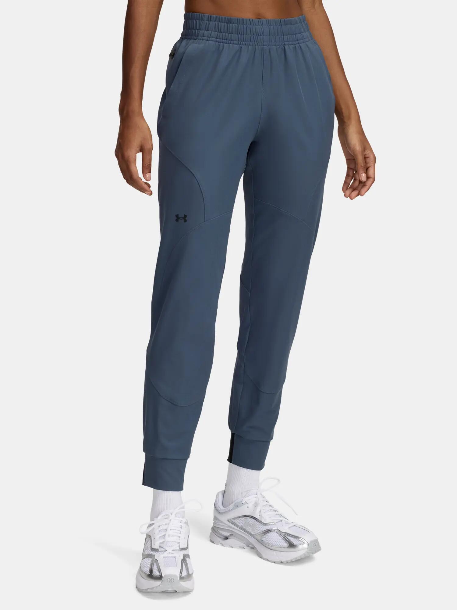UNDER ARMOUR picture