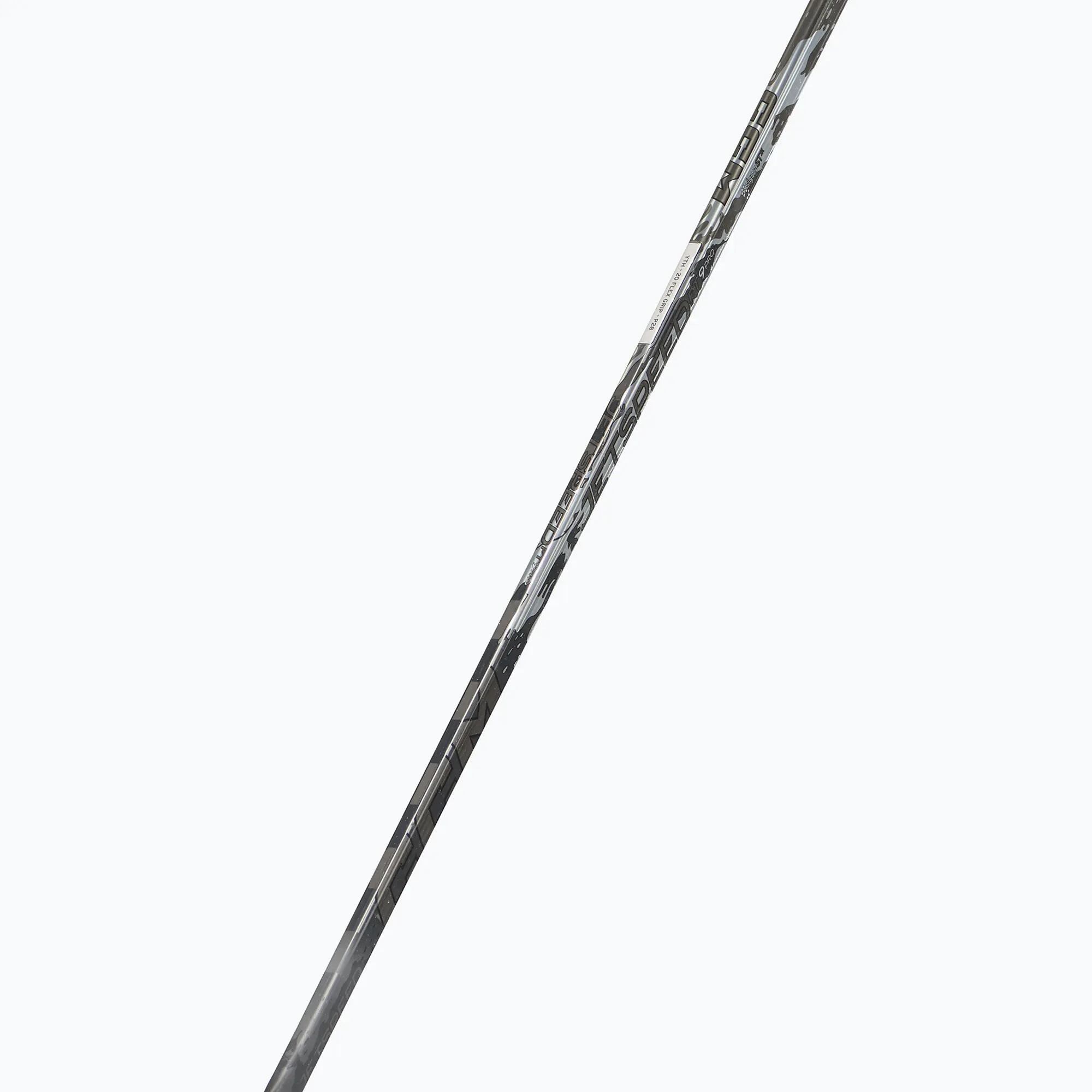 CCM JetSpeed FT9 Pro Youth Stick – P28 L 5/8