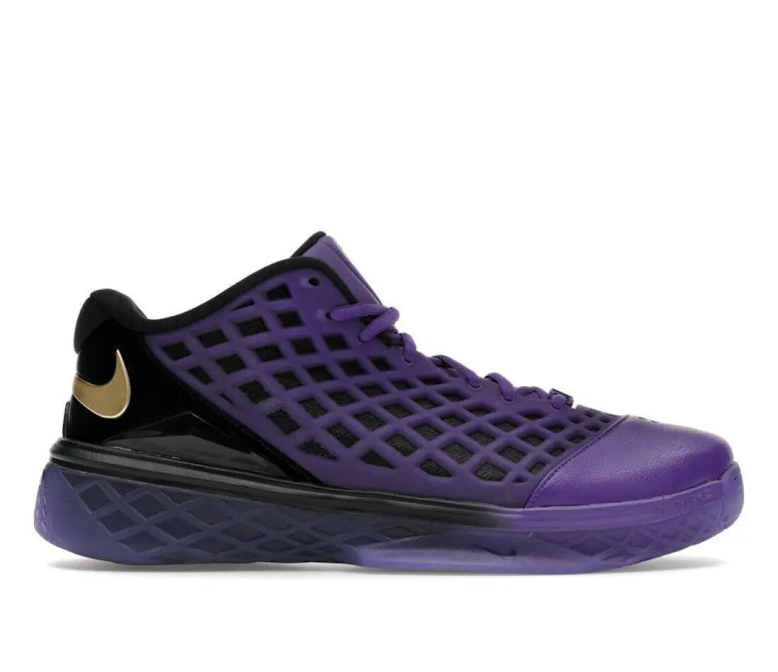 NIKE picture