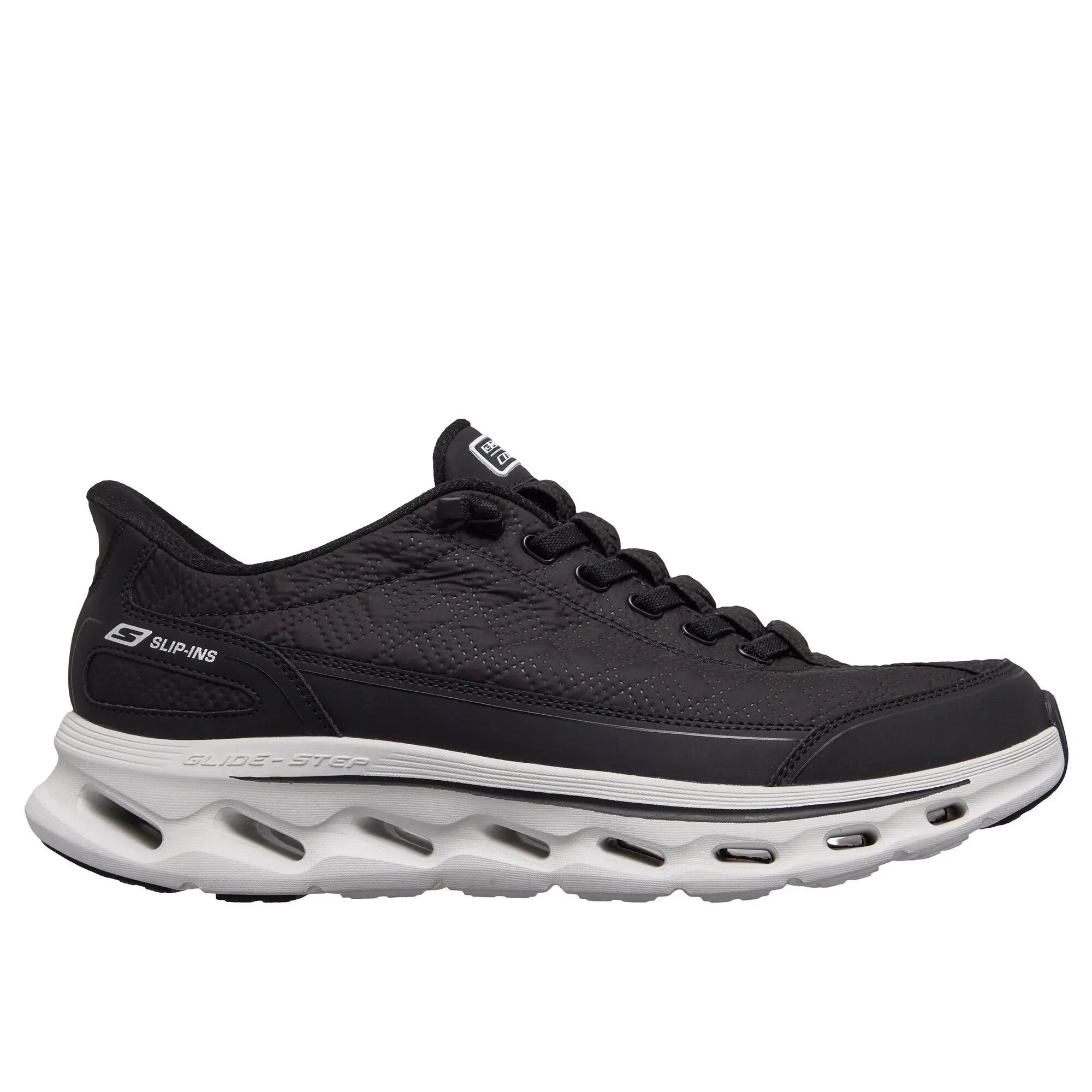 SKECHERS picture