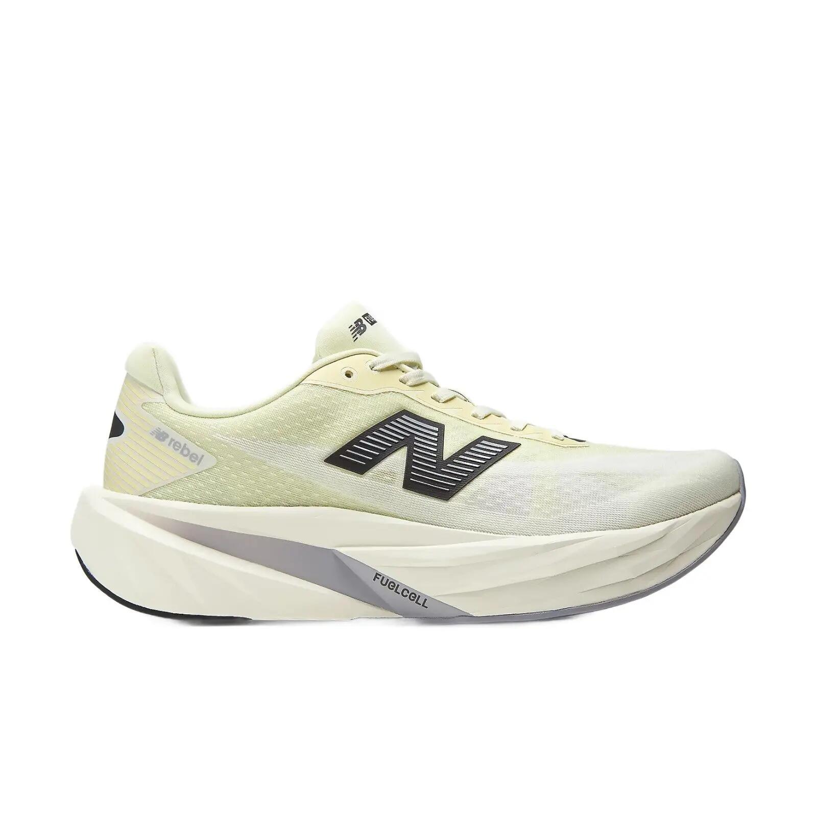 NEW BALANCE picture