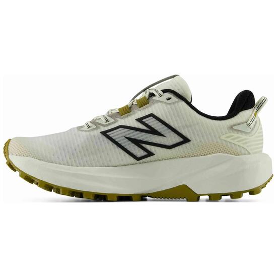Hardloopschoenen New Balance model FuelCell Rebel Trail "Angora" voor vrouwen