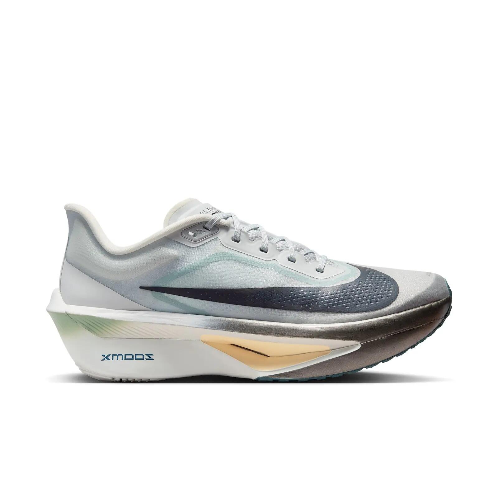 NIKE picture