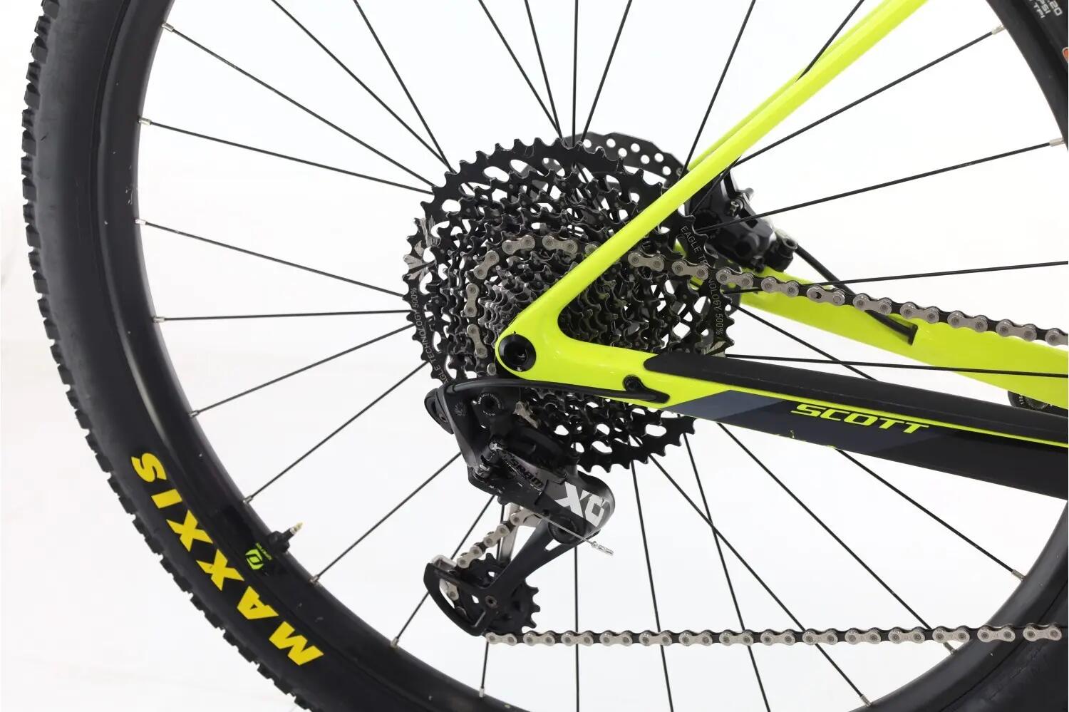 MTB ricondizionata ·  Scale 900 Team X01 · Ottimo stato 3/8