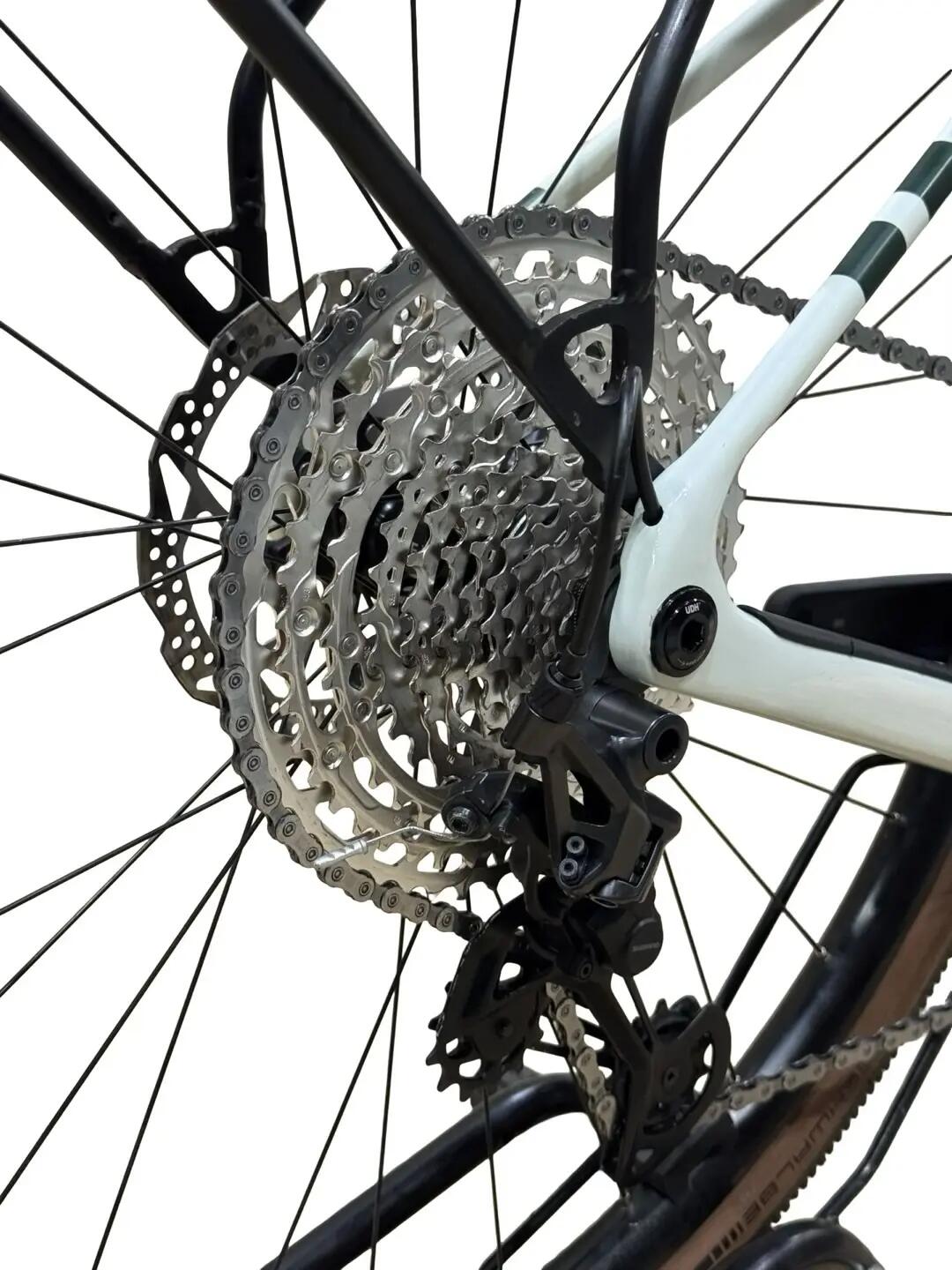 Refurbished -Elektrische Gravelbike Cube Nuroad Hybrid C:62 Race FE - Zeer goed 12/12