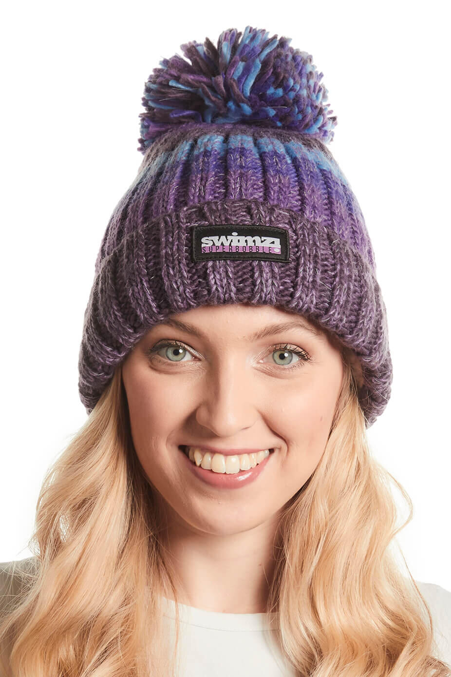 Berries Gradient Super Bobble Hat 4/4