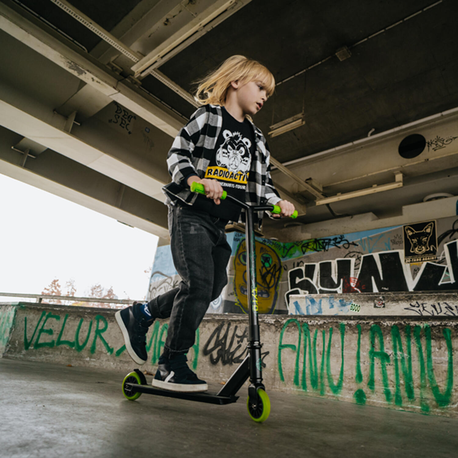 Movino Tyro patinete Freestyle para niños 6/8