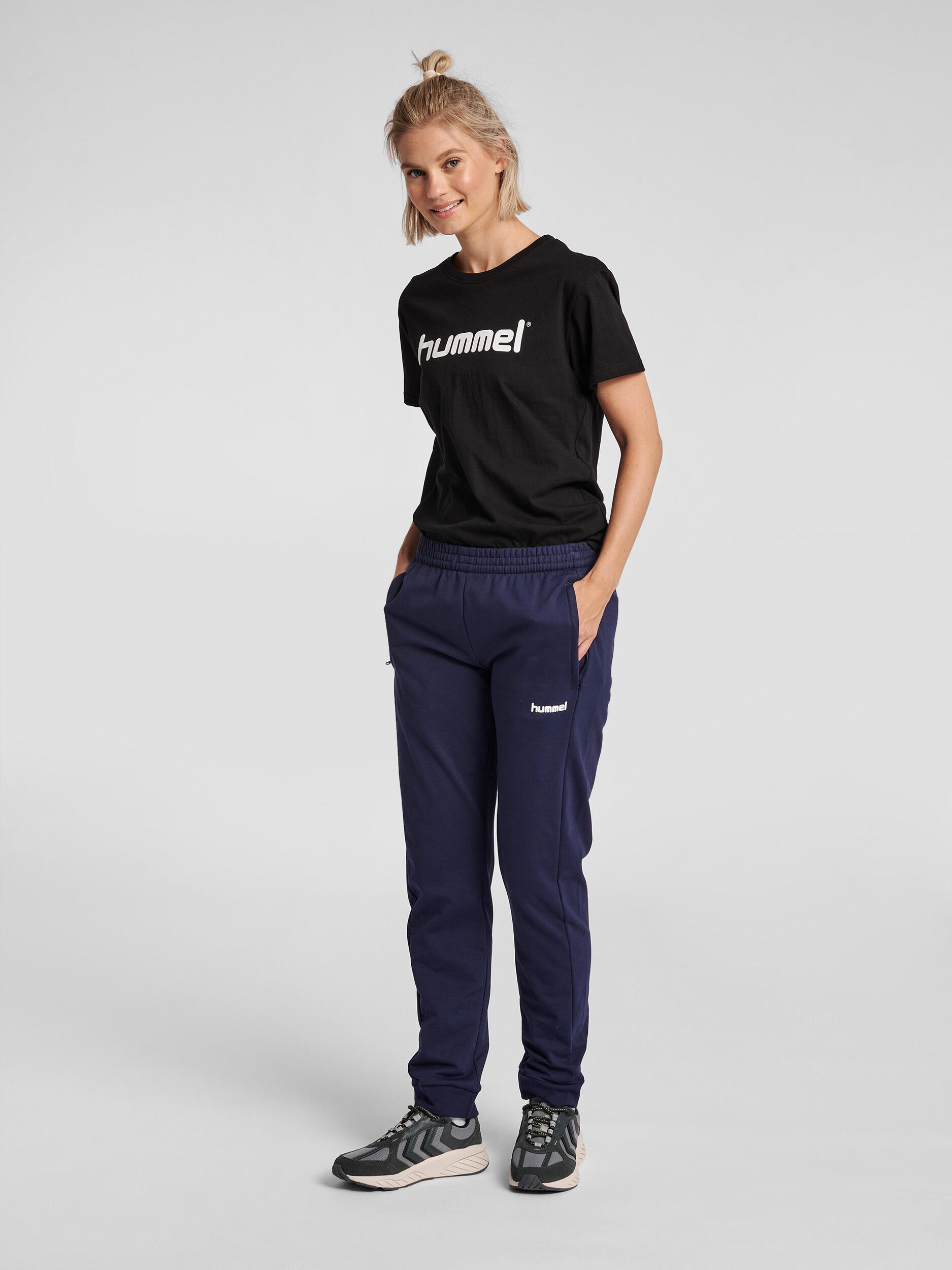 dunkelblau / navyblau