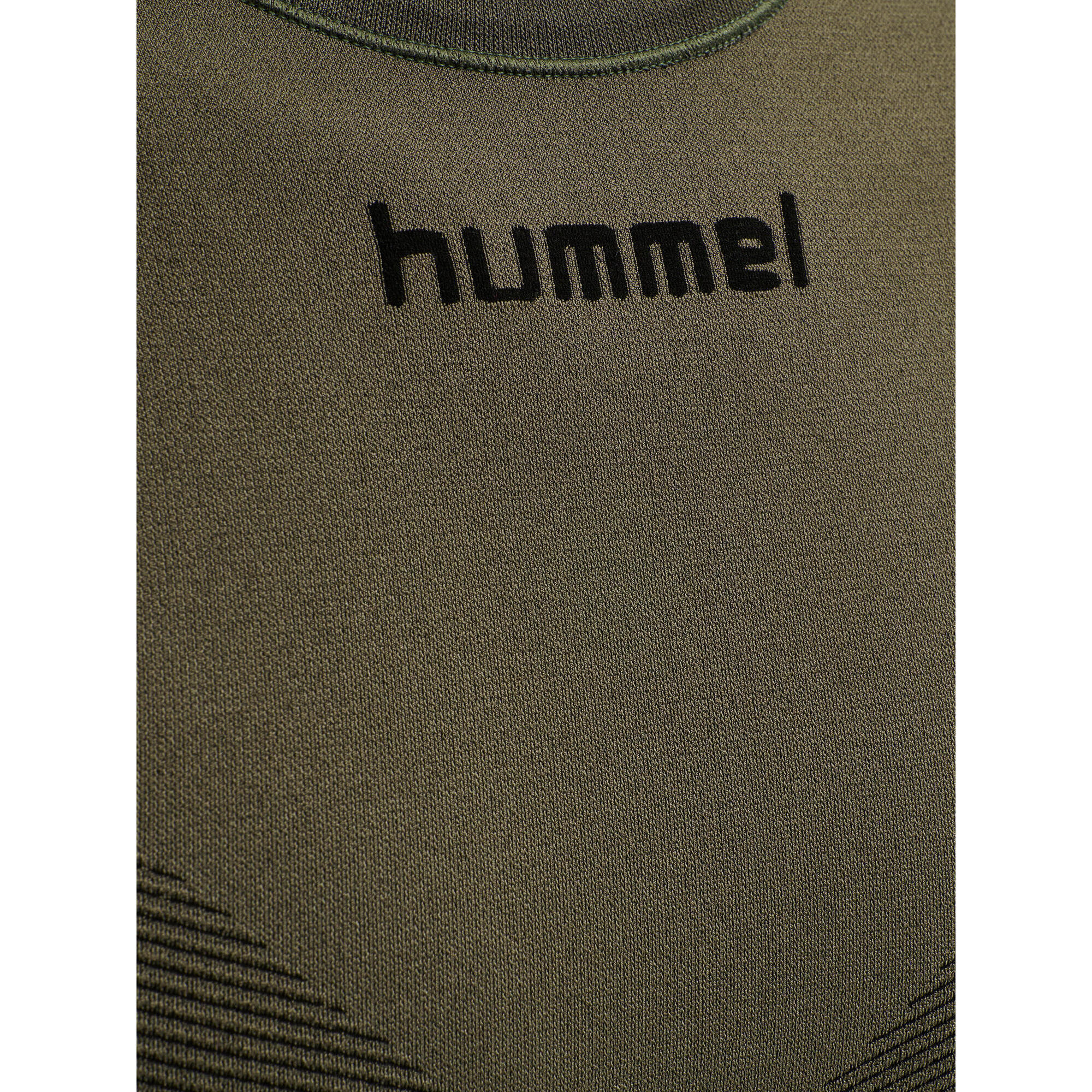 Enfiler T-Shirt Hummel First Homme HUMMEL 5/5