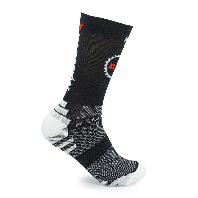 CHAUSSETTES RUNNING #SOYMARATON mixte - KAMUABU coloris NOIR 23CM