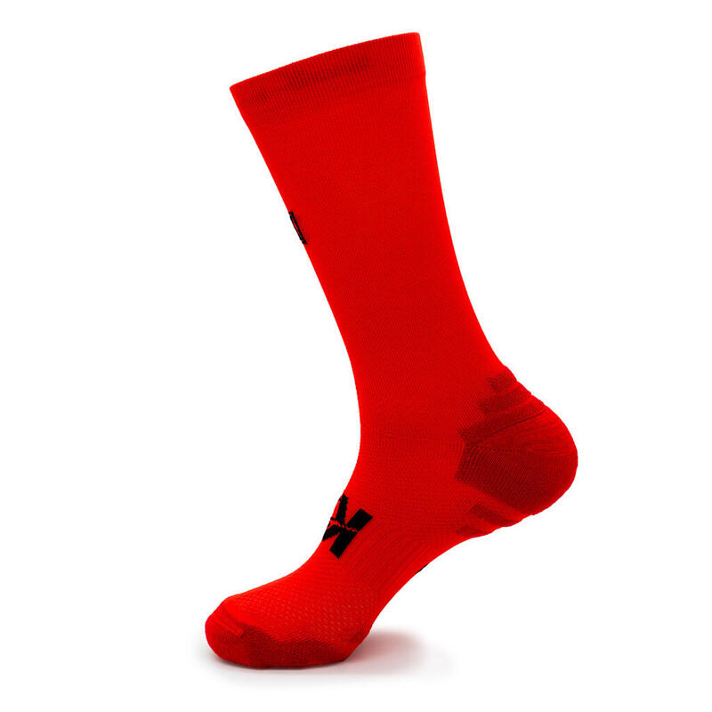 CHAUSSETTES BASIQUES RUNNING COULEUR MAGMA