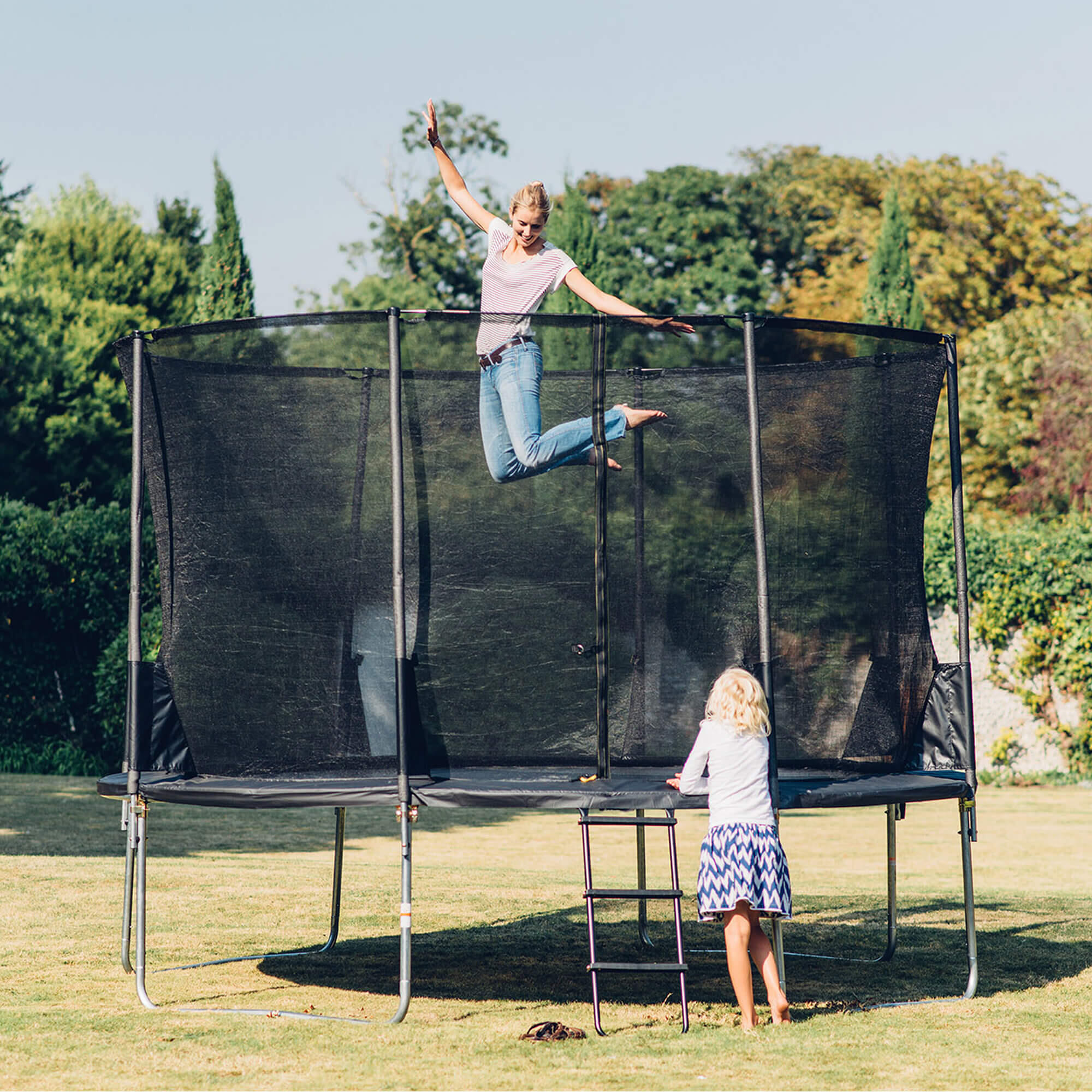 10ft Space Zone II SpringSafe Trampoline 5/5