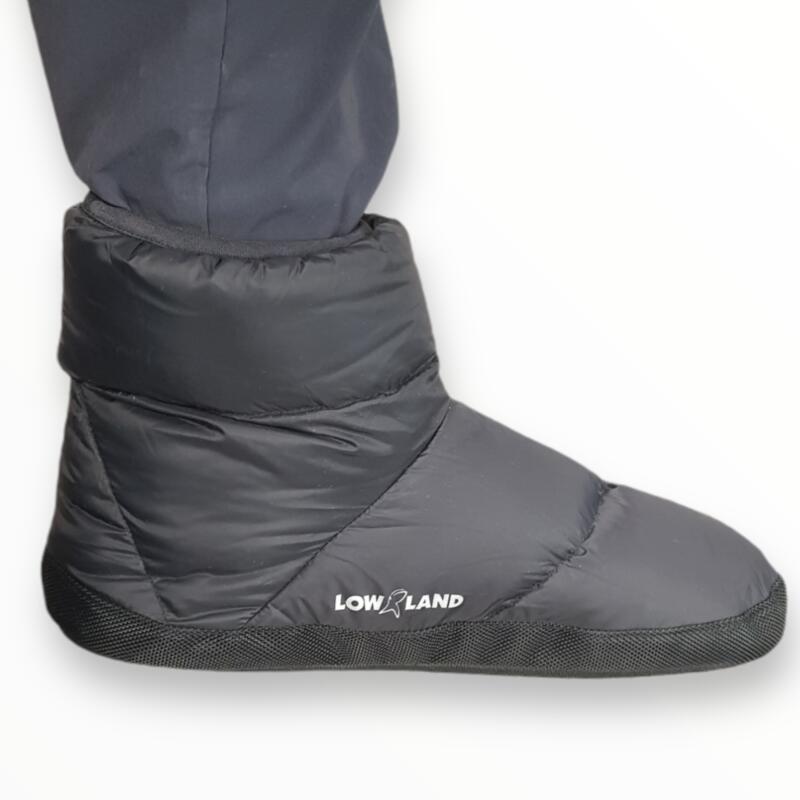 LOWLAND Down Booties - (90% eendendons) met extra sterke anti-slip zolen.