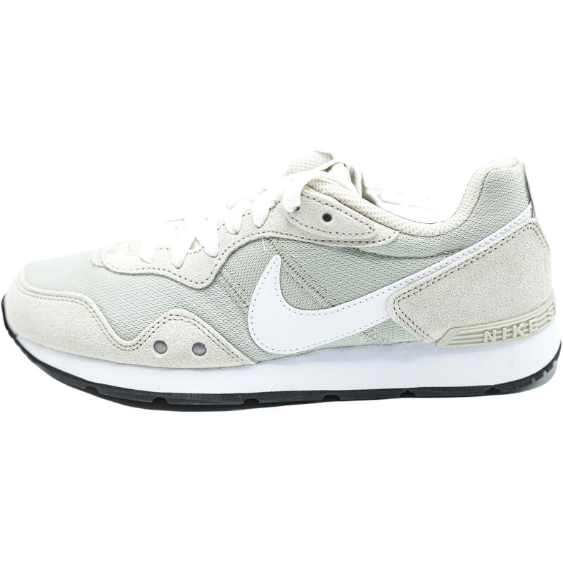 Baskets Nike Venture Runner, Beige