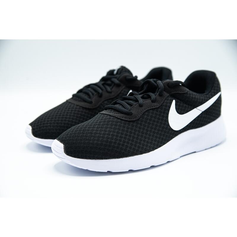 Zapatillas Nike Tanjun, Negro, Hombres