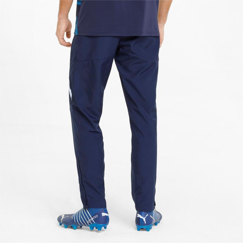 Pantalón corto OM 2022/2023 en color azul marino para hombre