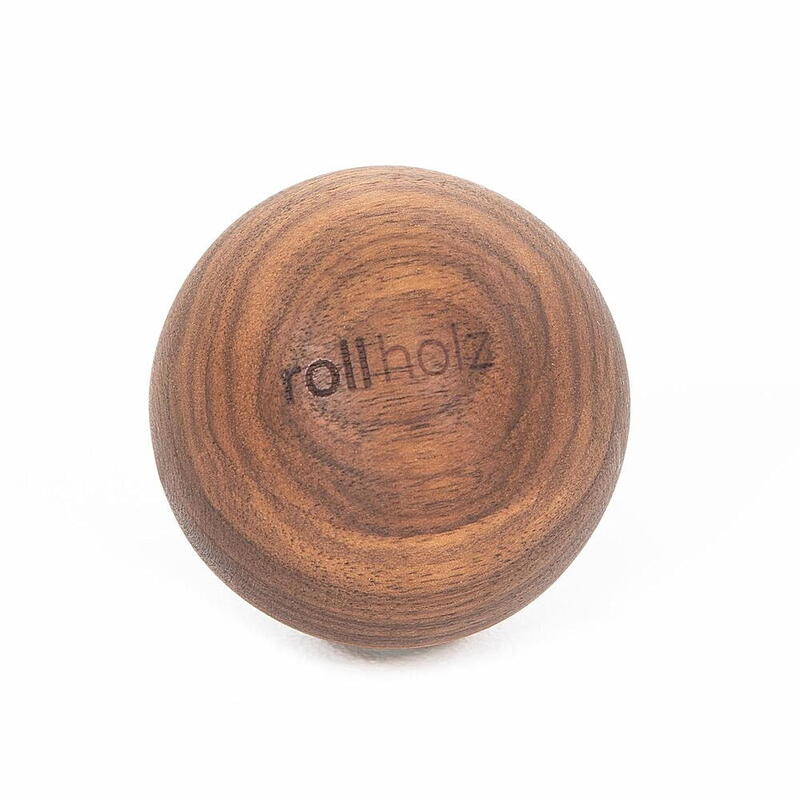 Faszienball 7 cm Kugel Walnuss aus FSC zertifiziertem Holz - ROLLHOLZ