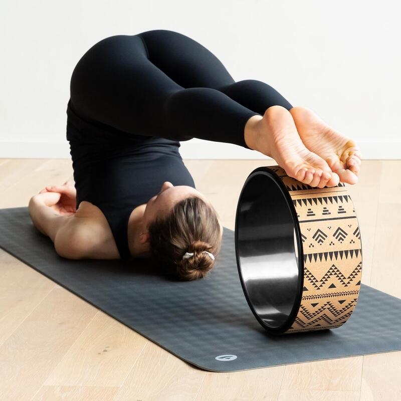 Yoga Wheel SAMSARA Kork, Kork mit Print Ethno, schwarz