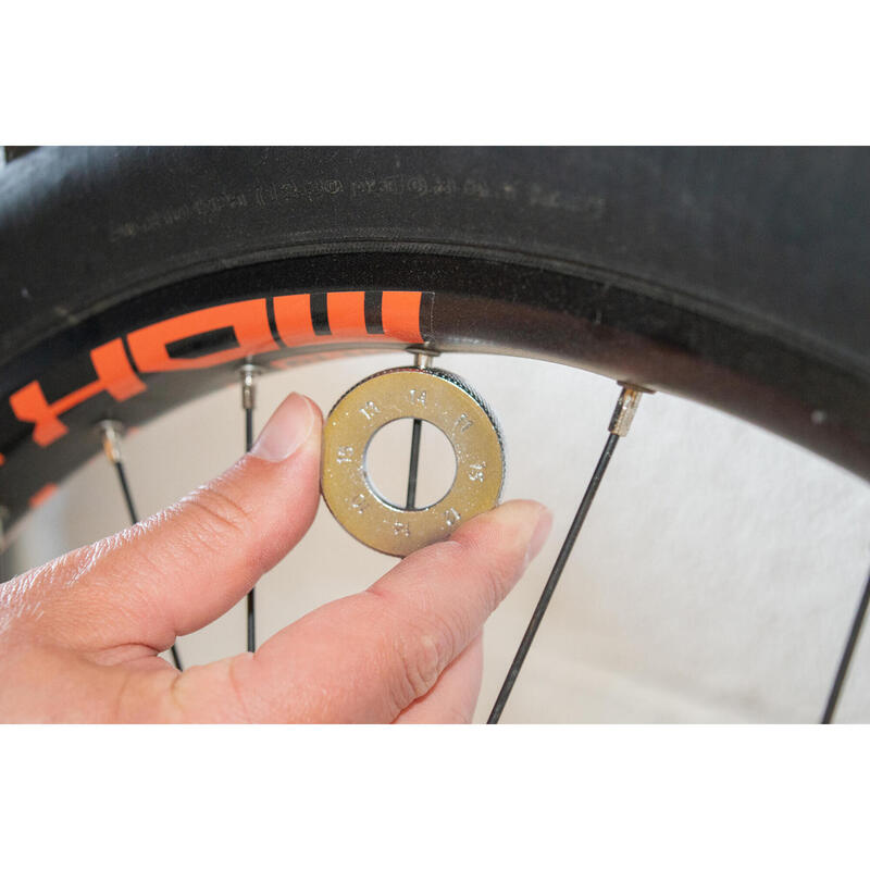 Werkzeugtür kann das Kit mit Fahrradwerkzeugen komplizieren