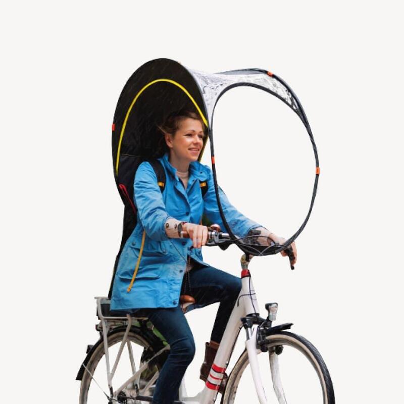 Protezione antipioggia per bicicletta che sostituisce impermeabile bici