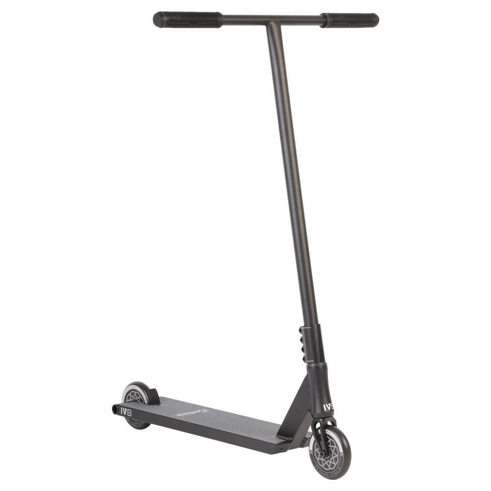 INVERT Curbside Street Scooter Large - Black