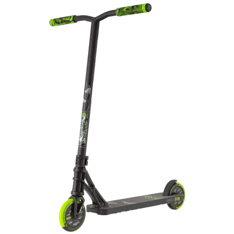 Patinete Scooter Freestyle MGX MGP Madd Gear Pro Charley Dyson verde-negro