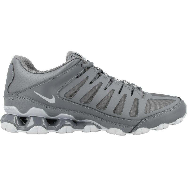 Baskets Nike Reax 8 Tr, Gris, Hommes