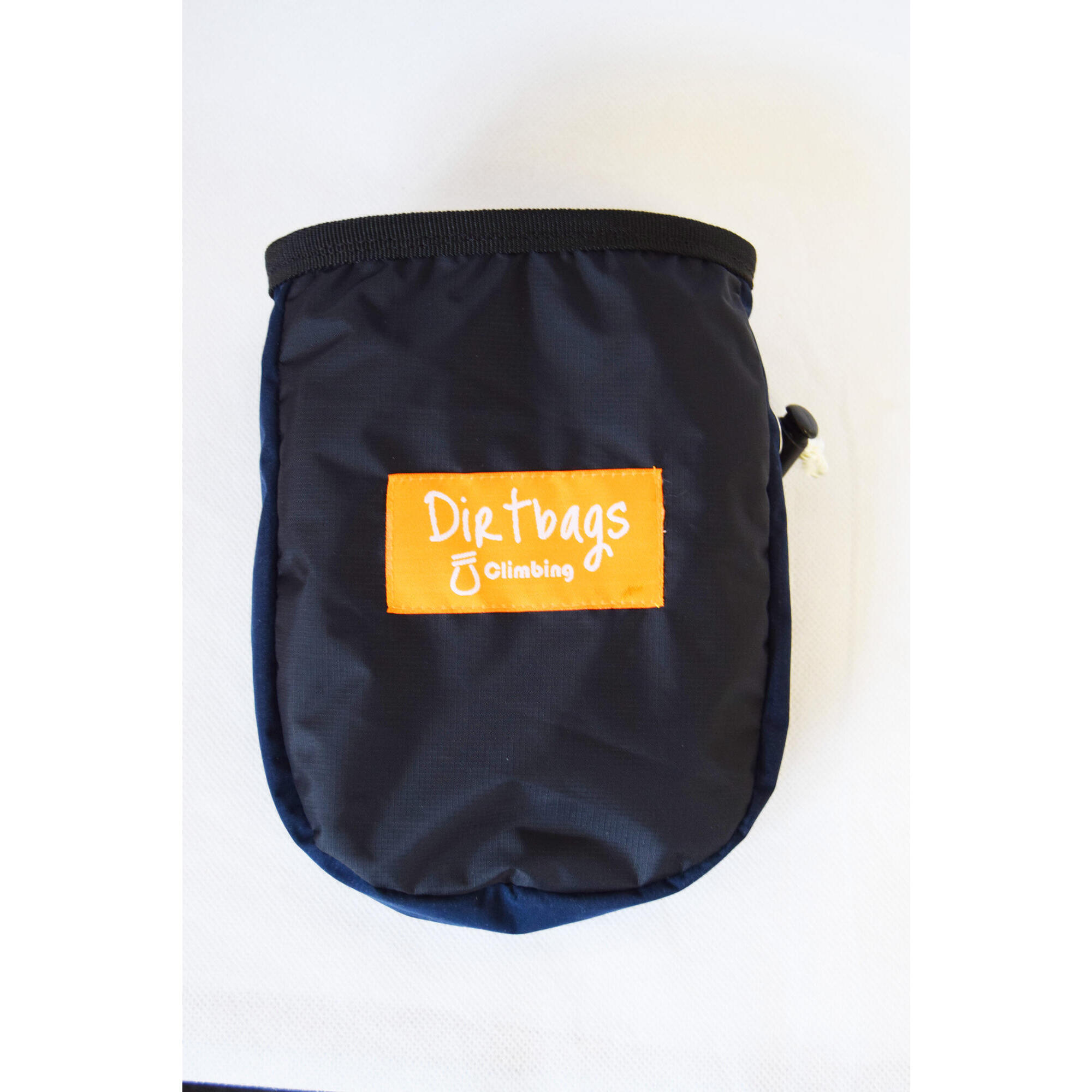 Upcycled fabric climbing chalk bag made in the UK / Black 1/3