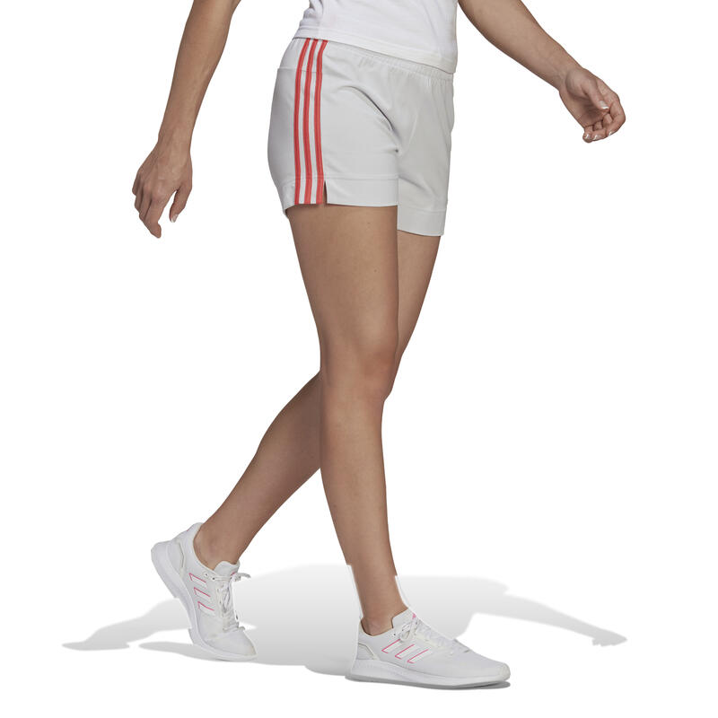 Calções para mulheres adidas Essentials Slim