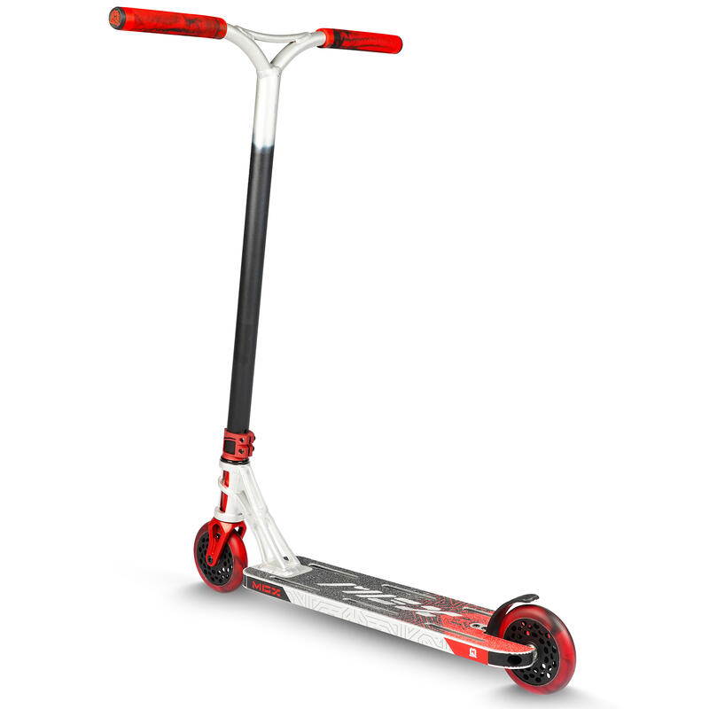 Trottinette TRougetinette freestyle  MGX Extreme E1  Argent-Rouge