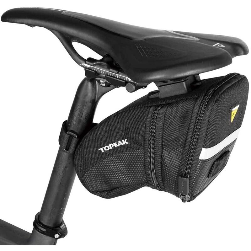 Satteltasche mit TOPEAK Aero Wedge Pack QuickClick-Halterung