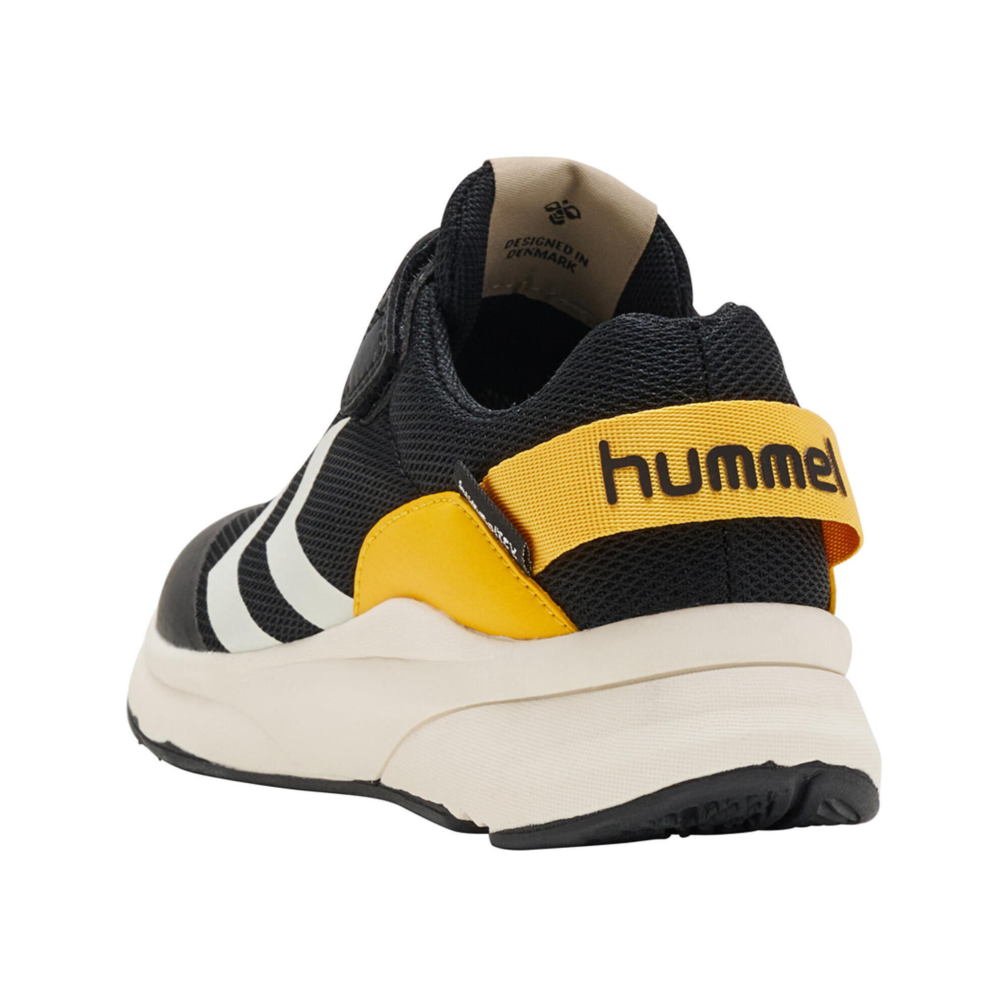 Hummel Le scarpe da ginnastica per bambini raggiungono i 250 Tex riciclati