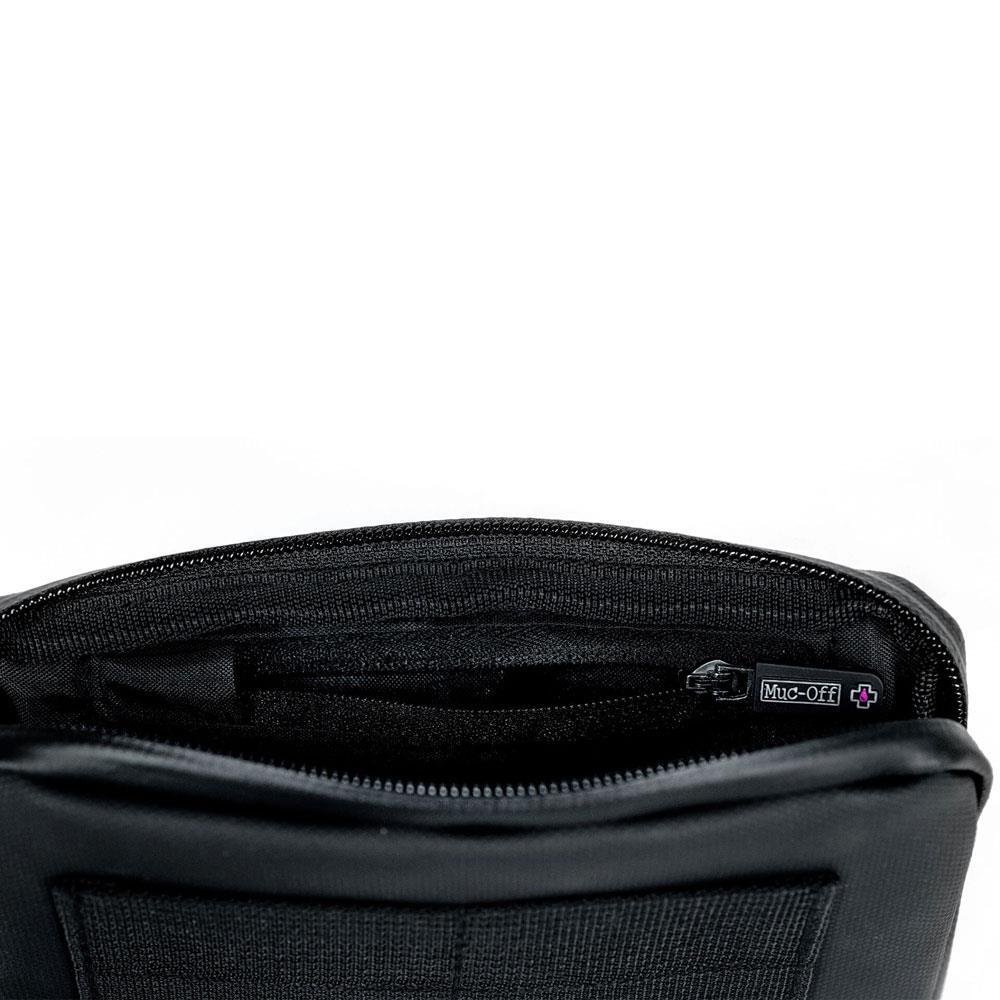 Muc-Off Essentials Case Water Resistant Cycling Pocket Storage 2/5
