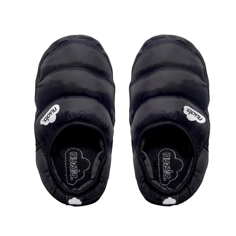 Chaussons unisex Nuvola de couleur noir avec la semelle en textil