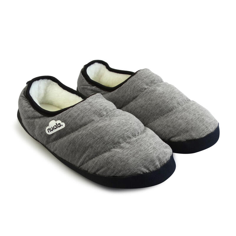 Chaussons unisex Nuvola de couleur gris avec semelle en caoutchouc