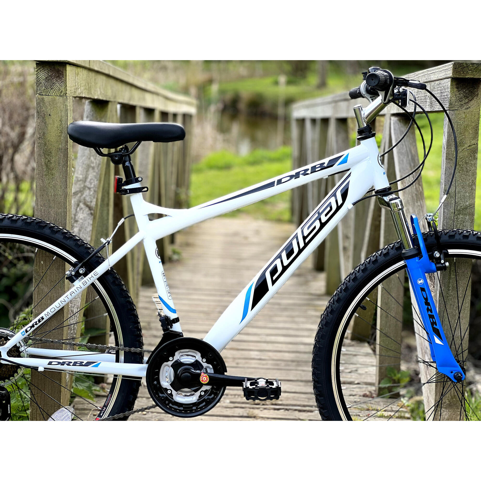 Dallingridge Pulsar Adult's Hardtail Mountain Bike, 26In Wheel - Ice White/Blue 2/5