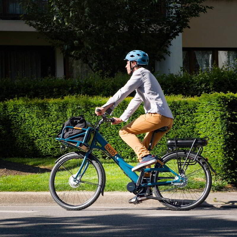 Vélo porteur électrique - Missive 7 vitesses Bleu canard + sacoche avant