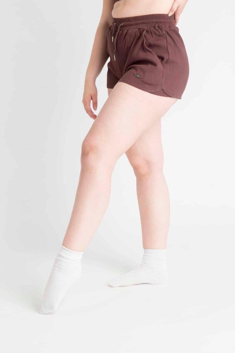 LOEWI Pantalones Cortos Fitness Acanalados - Mujer - Granate