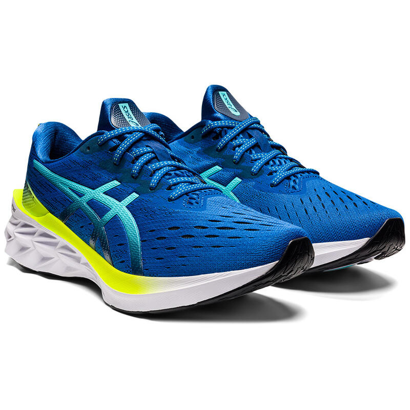 Scarpe Asics Novablast 2