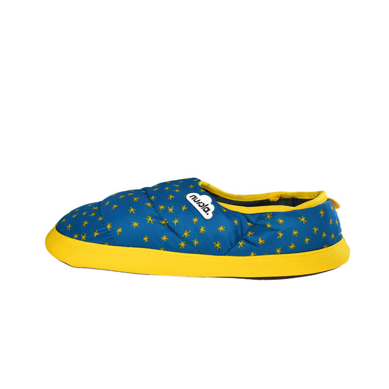 Chaussons unisex Nuvola de couleur bleu avec semelle en caoutchouc