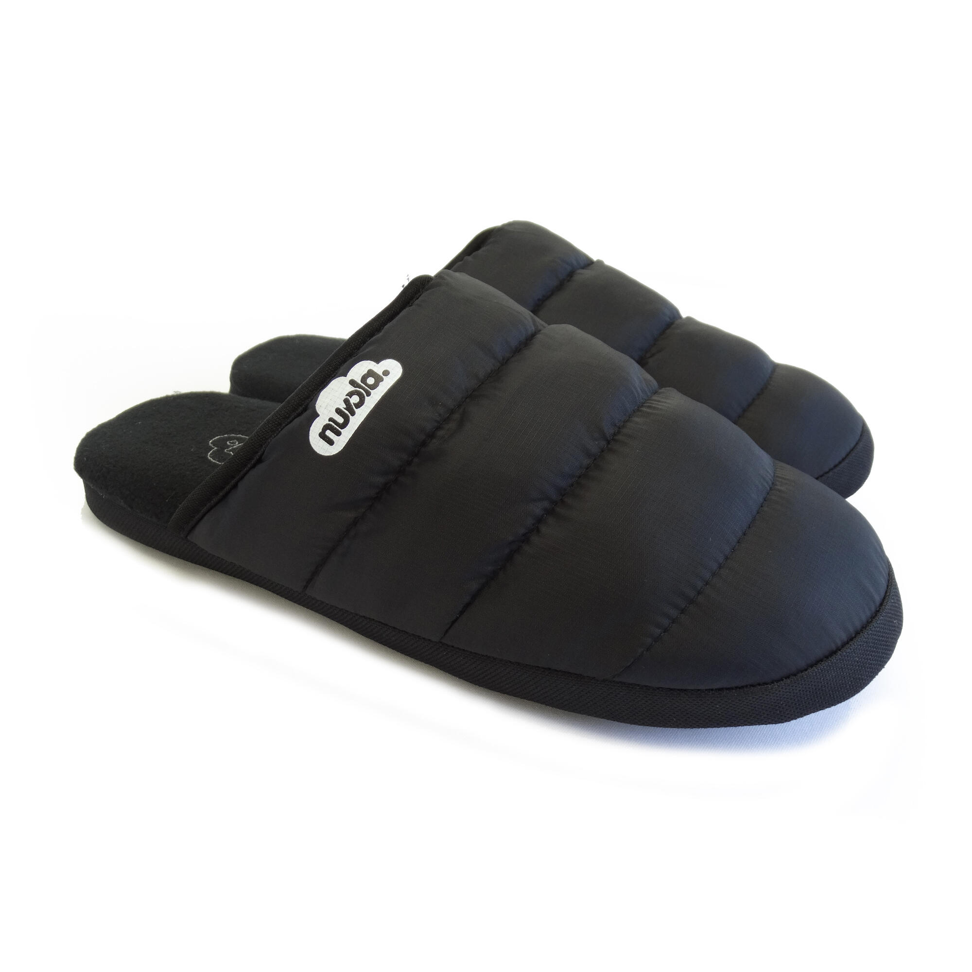 Pantufas unissex nuvola de cor preto com solo de bleracha 4/6