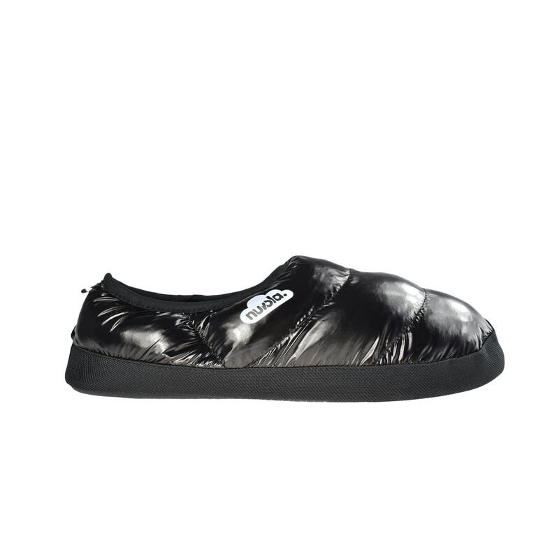 Pantofole unisex Nuvola in nero lucido con suola in gomma