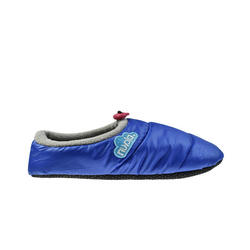 Chaussons unisex Nuvola de couleur bleu lune avec la semelle en textil