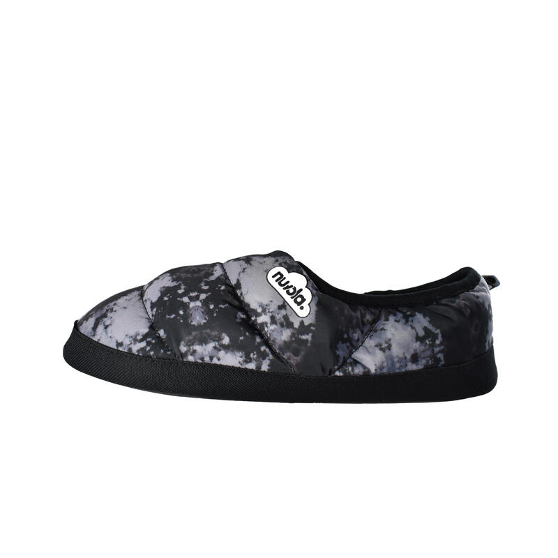 Nuvola unisex slippers in zwart met rubberen zool