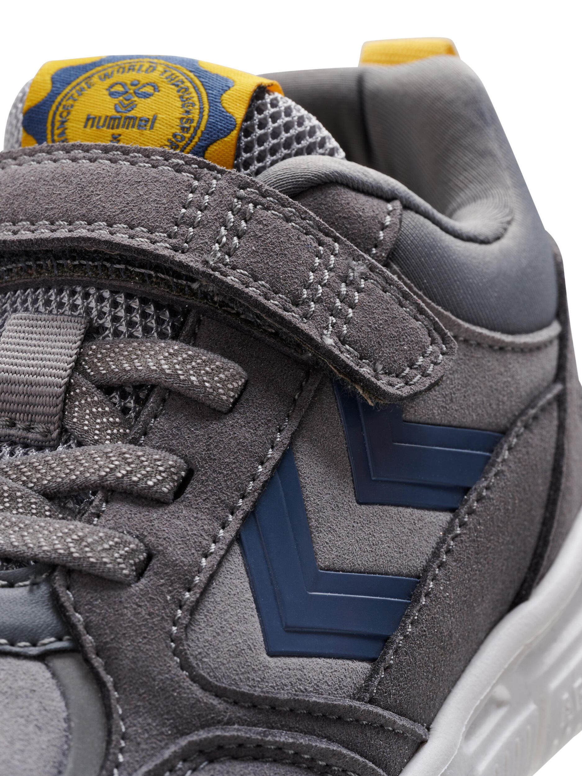 hummel Sneaker Speed Jr uniseks-kind Sneaker , Black Iris , 29 EU hummel Sneaker Speed Jr uniseks-kind Sneaker , Black Iris , 29 EU
