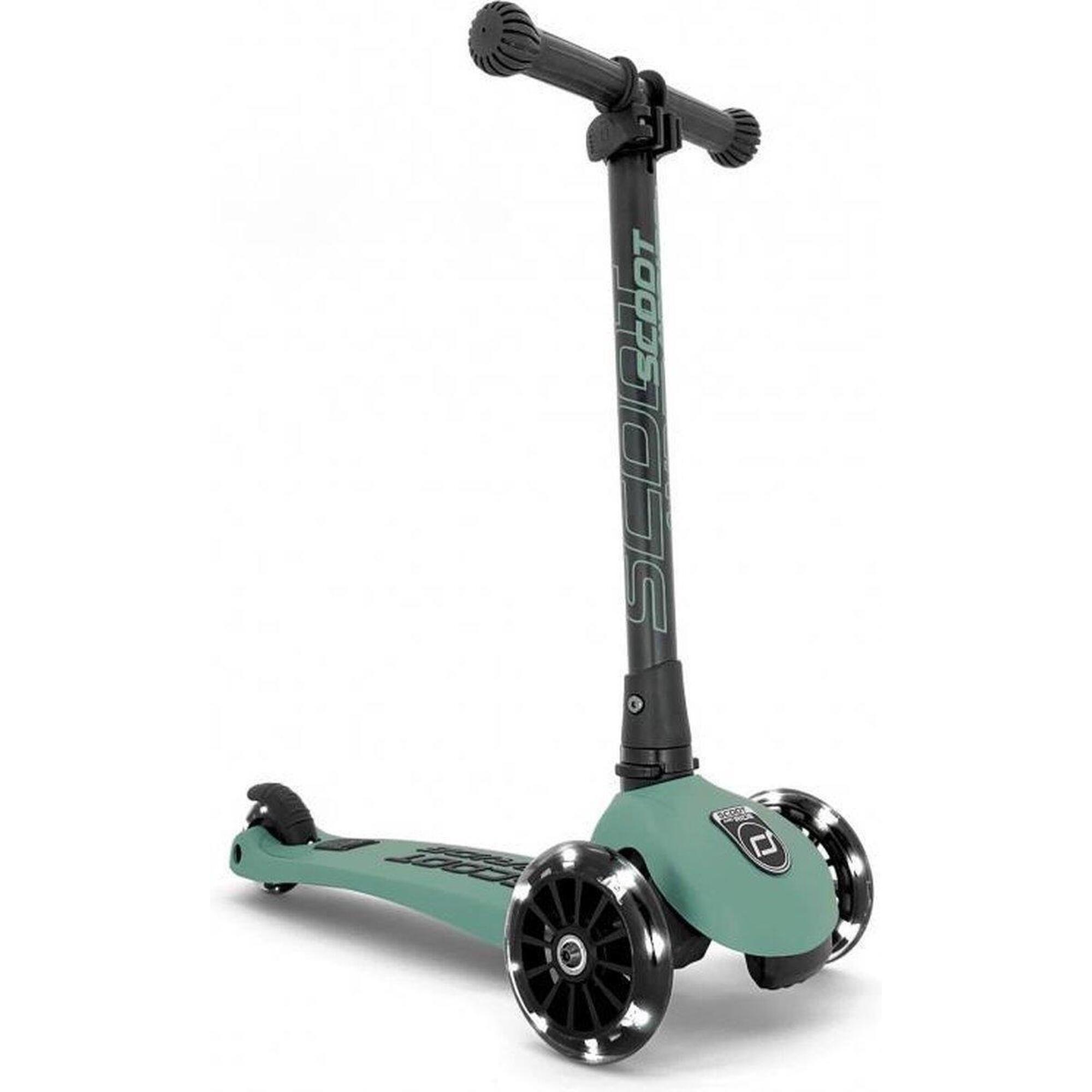 Highwaykick 3 LED Forest mini scooter